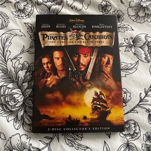 Pirates of the Caribbean Curse of the Black Pearl Two Disc Collector's Edition